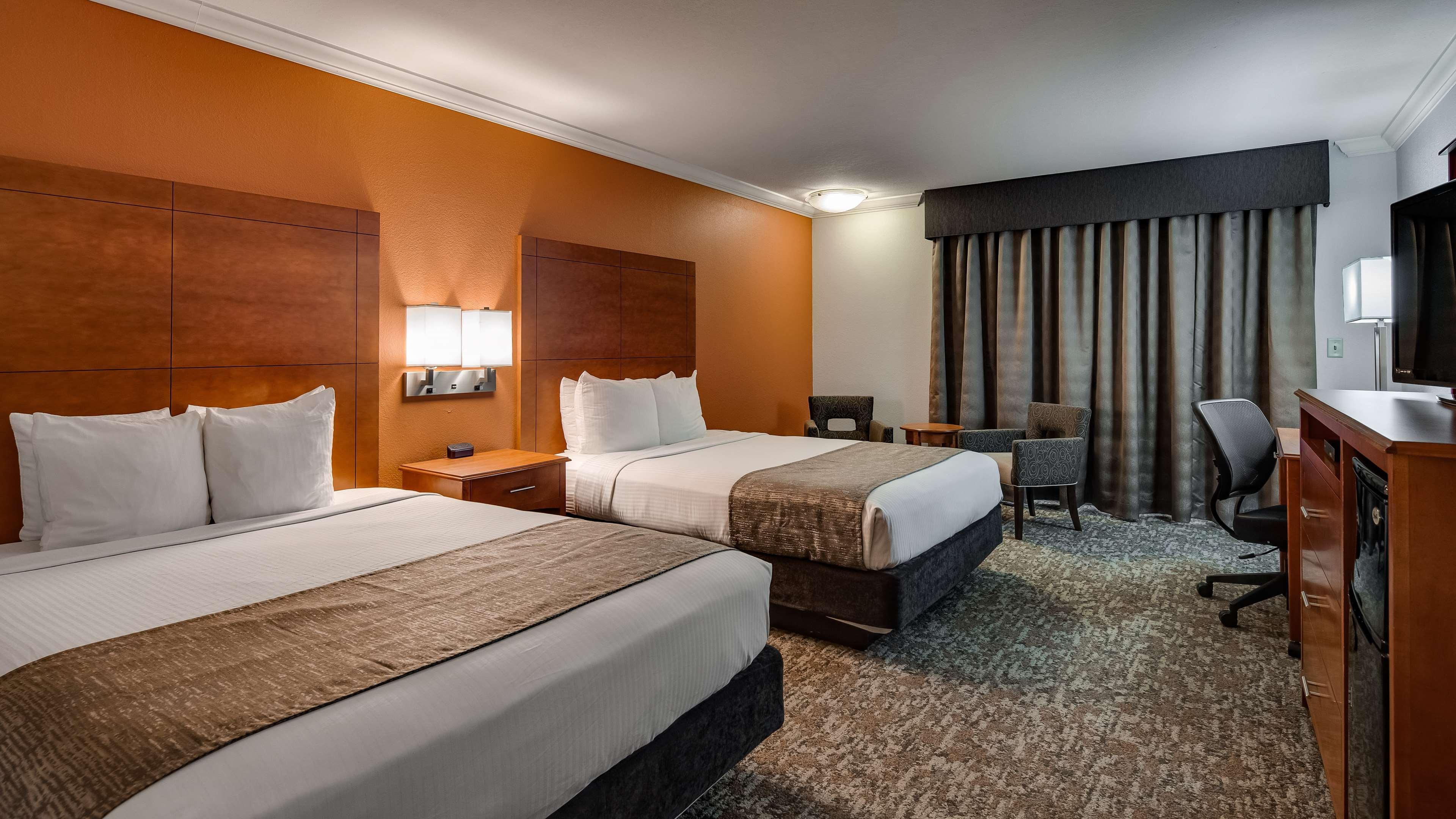 Best Western Angus Inn Great Bend Экстерьер фото